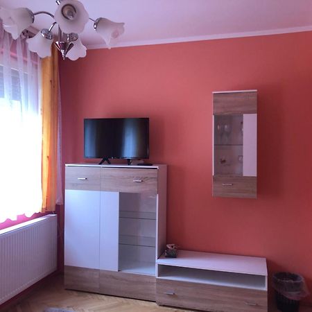 Apartmán Bakonyi Mamutfenyo Vendeghaz Tés Exteriér fotografie