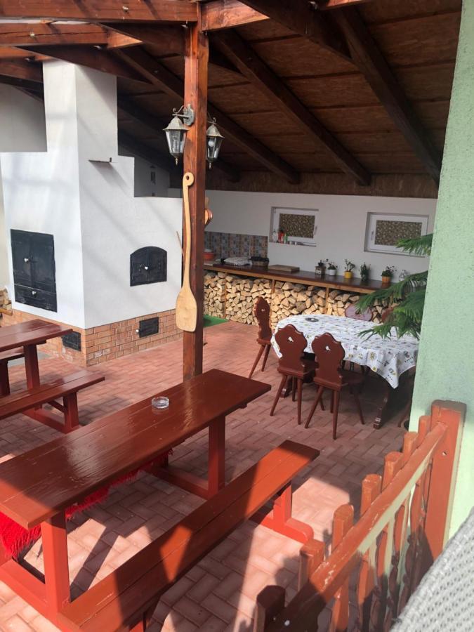 Apartmán Bakonyi Mamutfenyo Vendeghaz Tés Exteriér fotografie